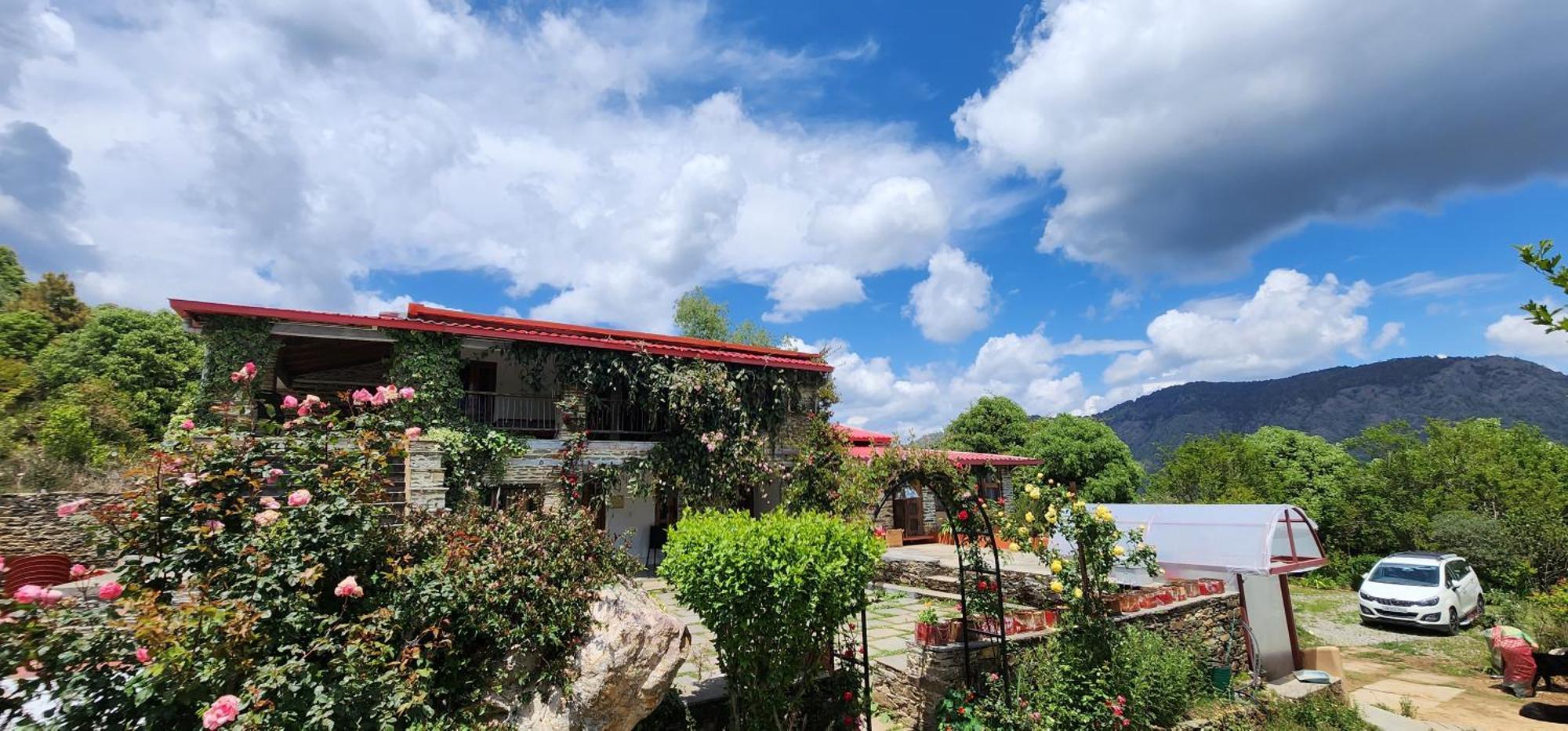 Dunagiri Retreat Dwarahat エクステリア 写真